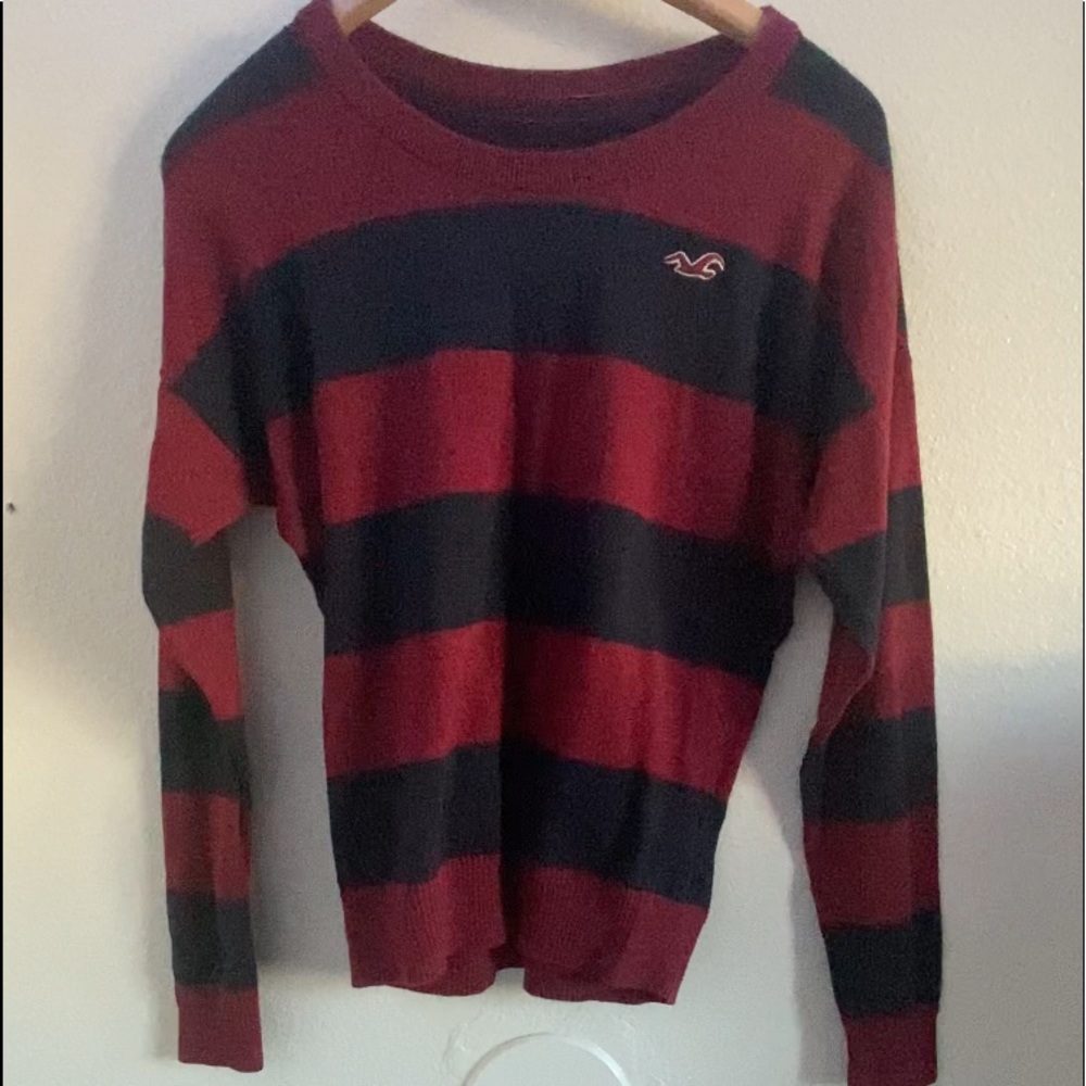 hollister sweater